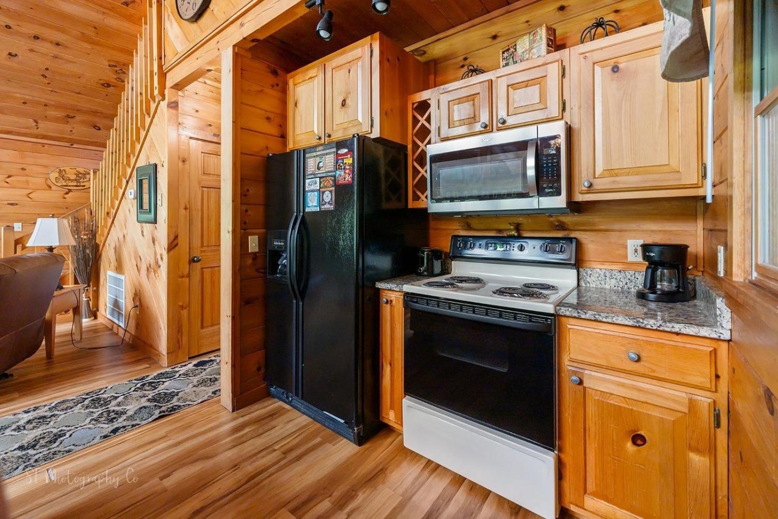 Hibernation Station Cabin Sevierville Exterior foto